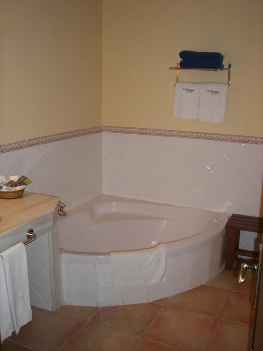 Große Eckbadewanne Son Trobat Hotel Rural