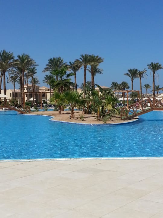 Einer der vielen Top Poolanlagen Cleopatra Luxury Resort Makadi Bay