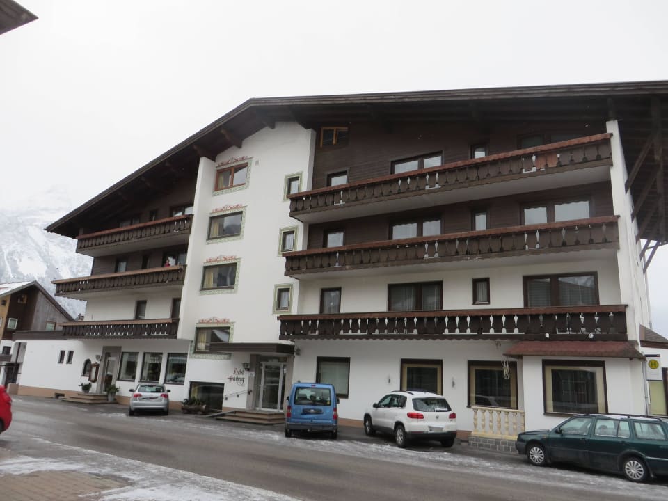 Hotel von aussen Hotel Feneberg