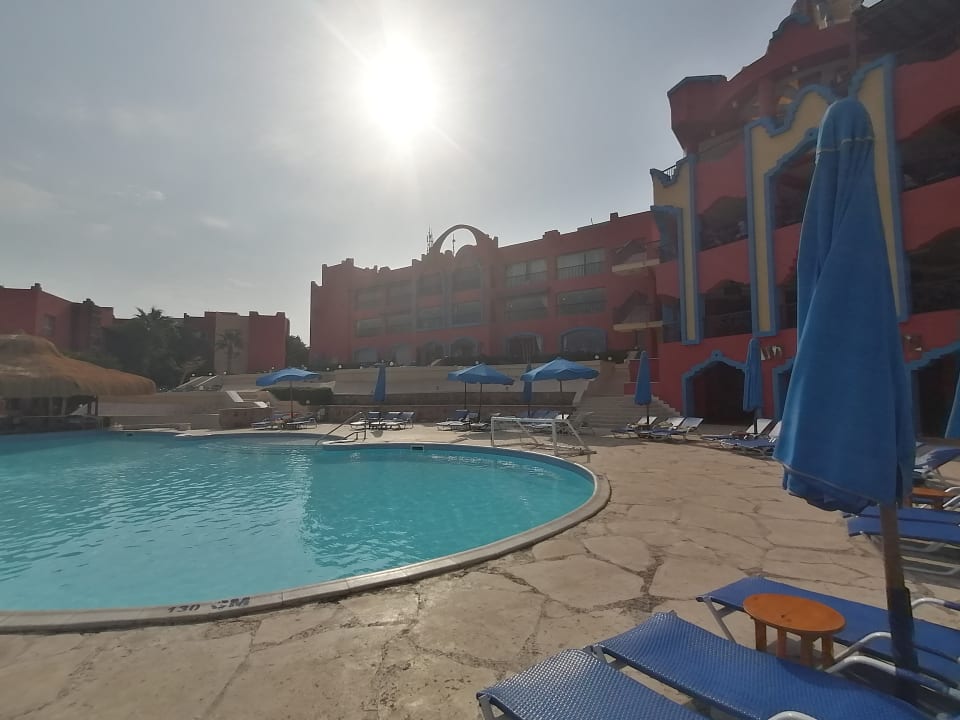 Pool SUNRISE Cardina Resort