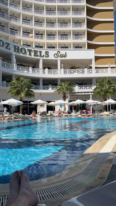 Pool Oz Hotels Sui Resort