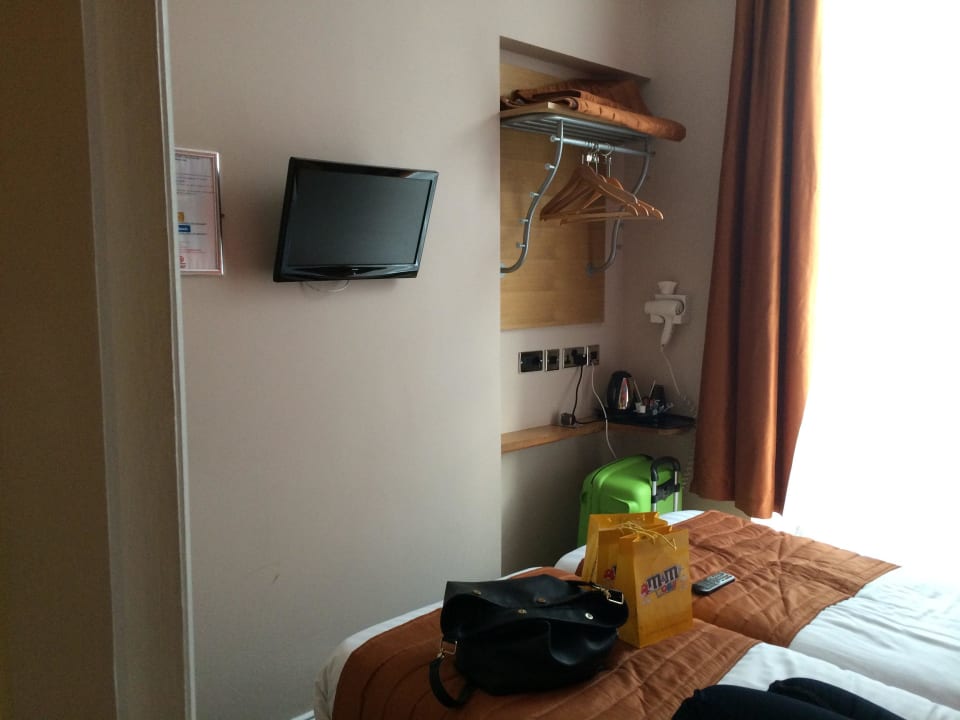 Unser Zimmer (3.Stock) Sheriff Inn Hotel