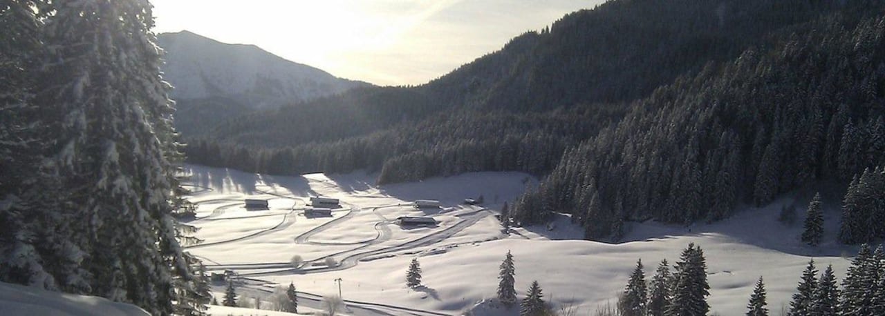 Blick Winter Berggasthof am Roßkopf