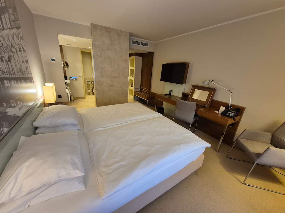 Zimmer Lindner Hotel Hamburg Am Michel, part of JdV by Hyatt