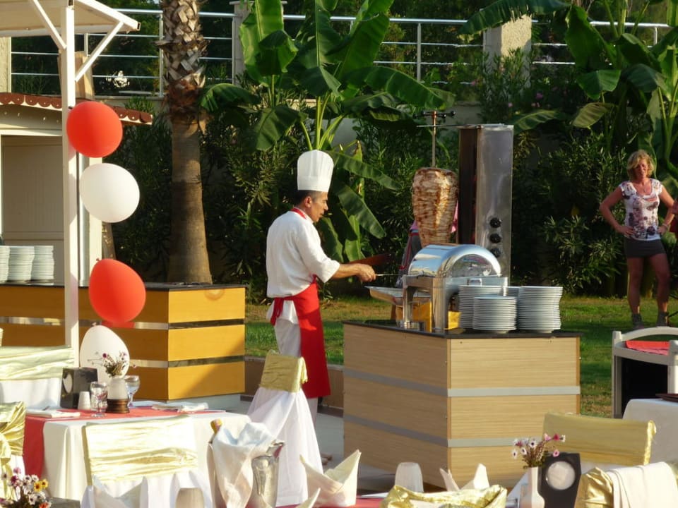 Grillen draussen Hotel Sidekum