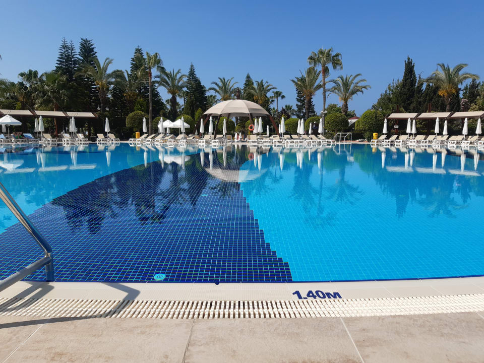 Pool Saphir Resort & Spa
