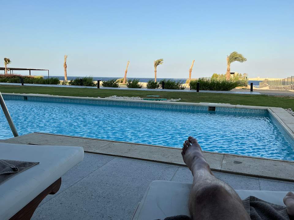 Pool Sentido Naga Bay