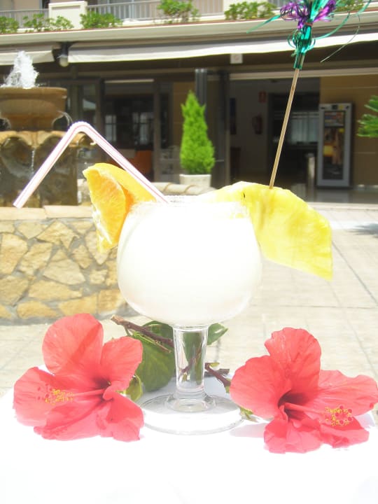 Pina Colada im Hotel.... Hotel Metropolitan Playa