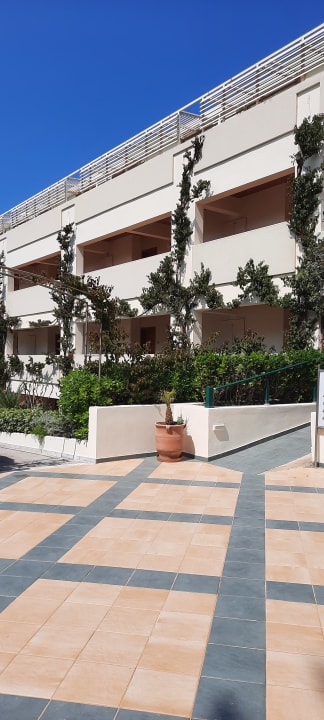 Außenansicht Hydramis Palace Beach Resort