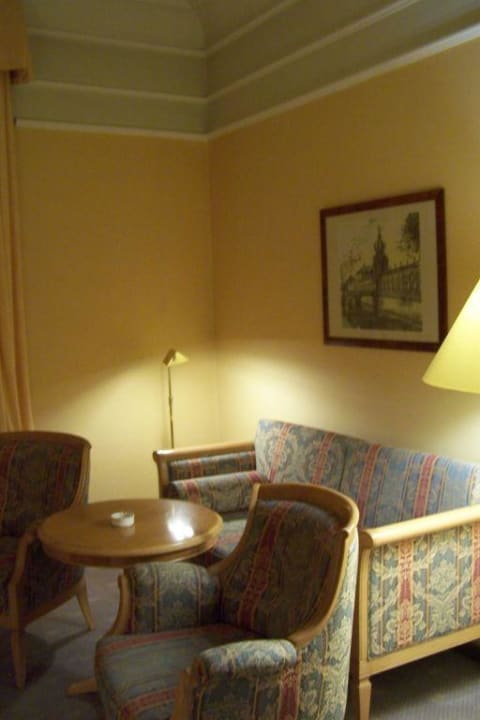 Sitzecke (Business-Class) Gewandhaus Dresden, Autograph Collection
