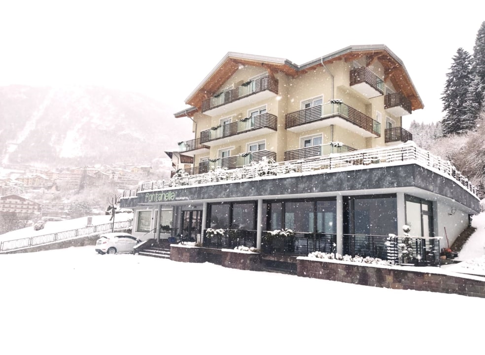 Außenansicht Hotel Fontanella