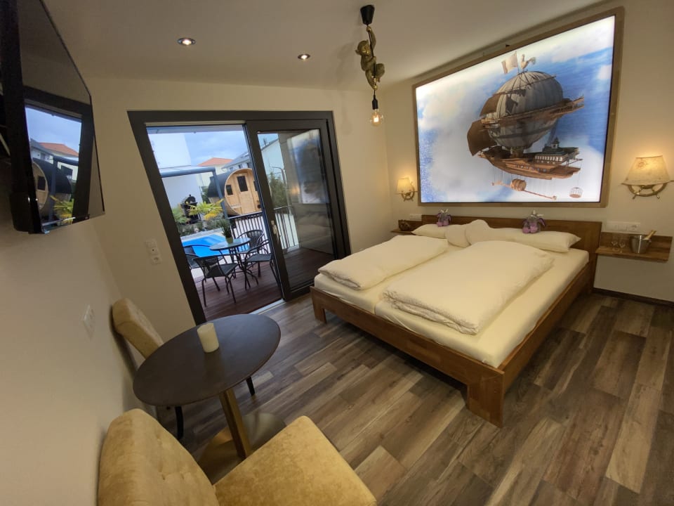 Zimmer AVALON ideal gelegen zwischen Europapark und Rulantica