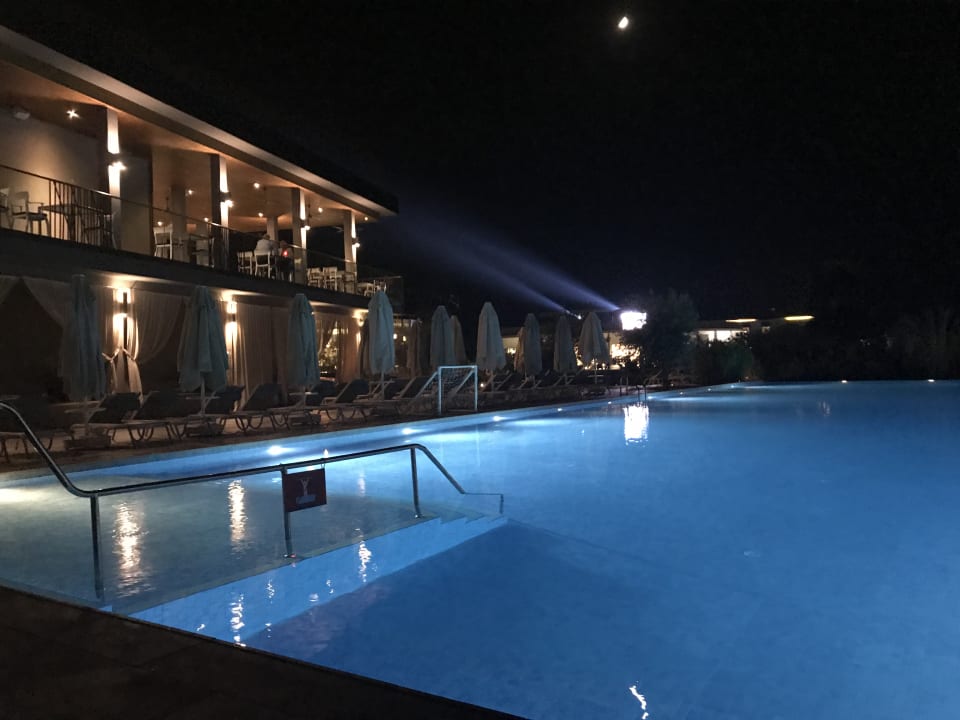 Pool Jiva Beach Resort