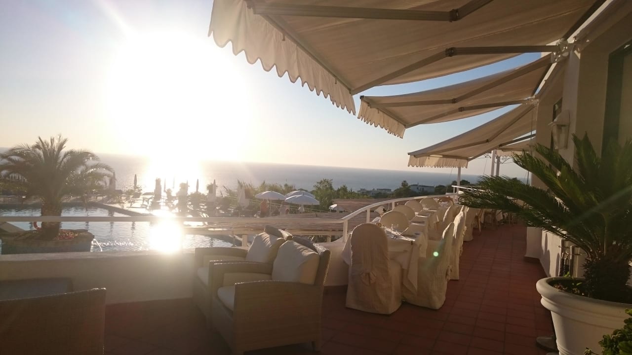 Ausblick zum Restaurant Ausenbereich Hotel Paradiso Terme Resort & SPA