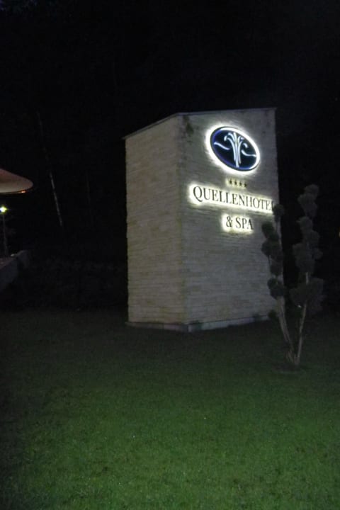 Nachtaufnahme Heilthermen Resort Bad Waltersdorf