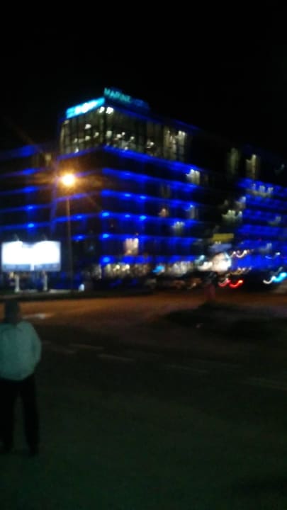 Nocny spacer Marine Hotel by Zdrojowa