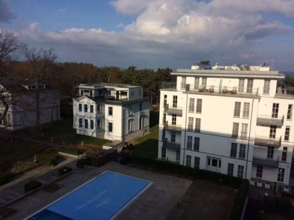Zum Pool Steigenberger Grandhotel & Spa