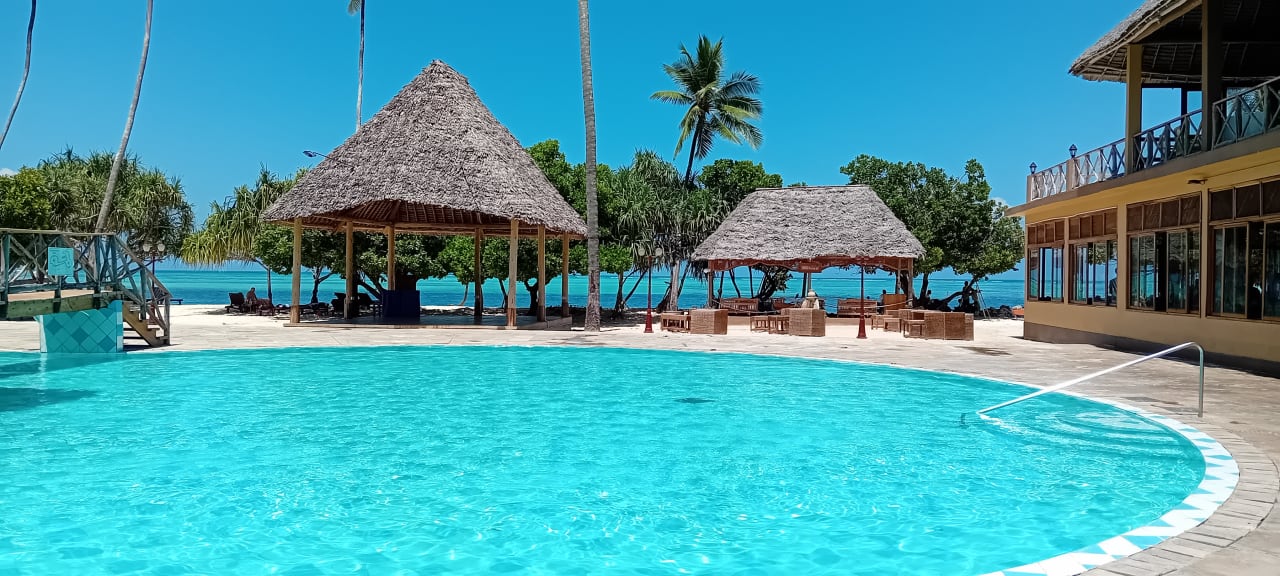 Pool Neptune Pwani Beach Resort & Spa