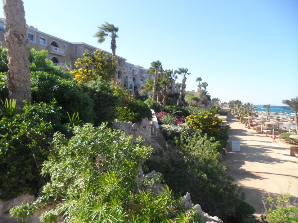 Gepflegter Garten Pickalbatros Citadel Resort