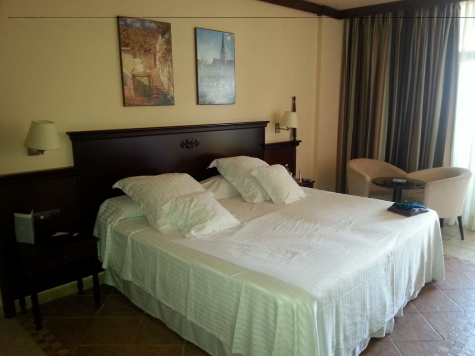 Unser Zimmer  Occidental Jandía Royal Level - Adults only