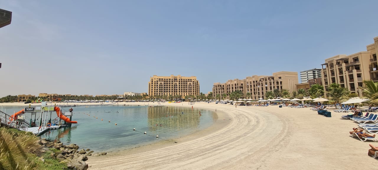 Strand DoubleTree by Hilton Resort & Spa Marjan Island