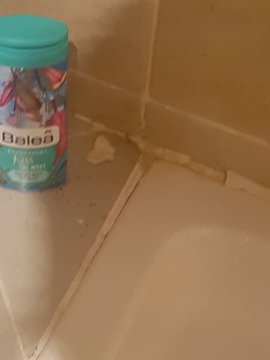 Zimmer Bliss Nada Beach Resort