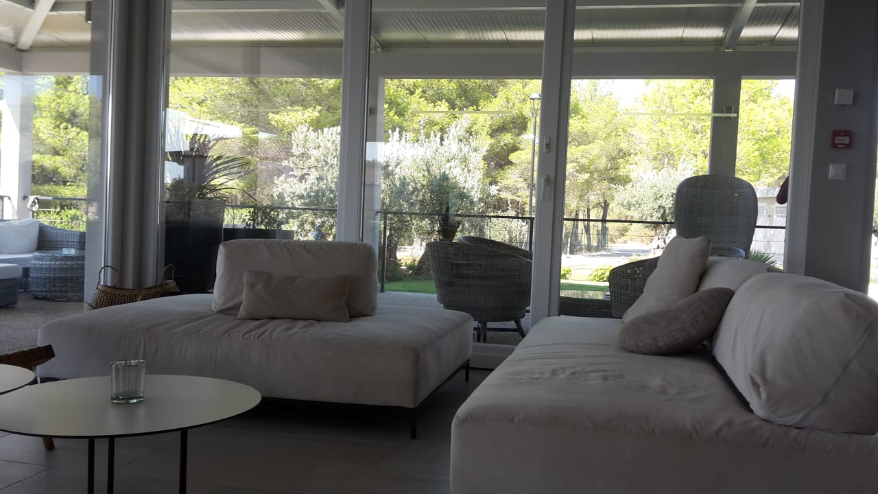 Lobby Gava Waterman Milna Resort