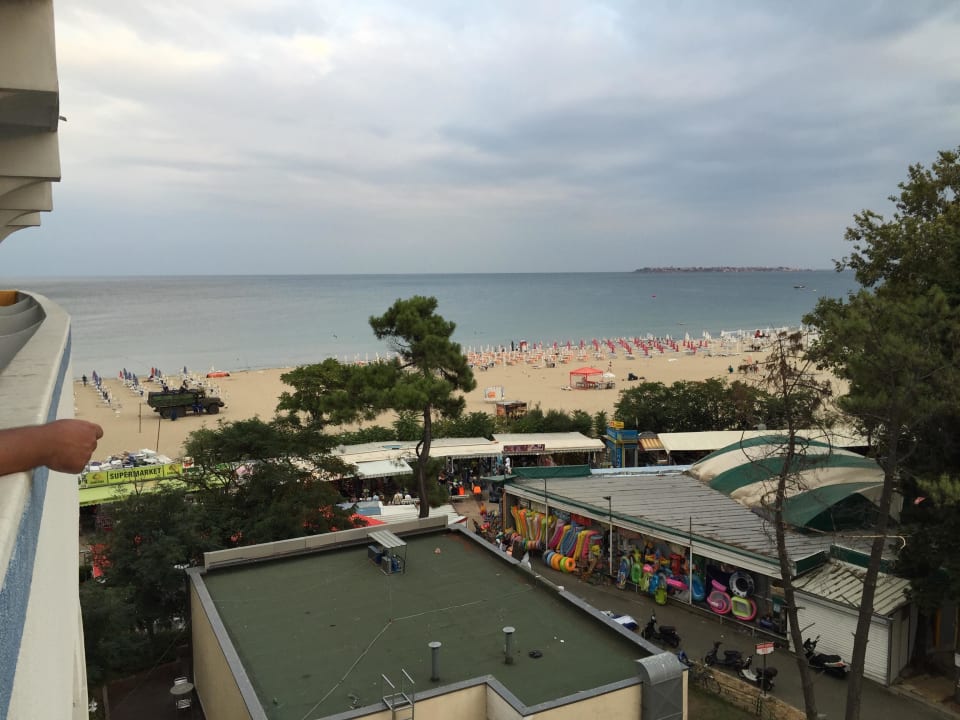 Strand Chaika Beach & Spa Hotel
