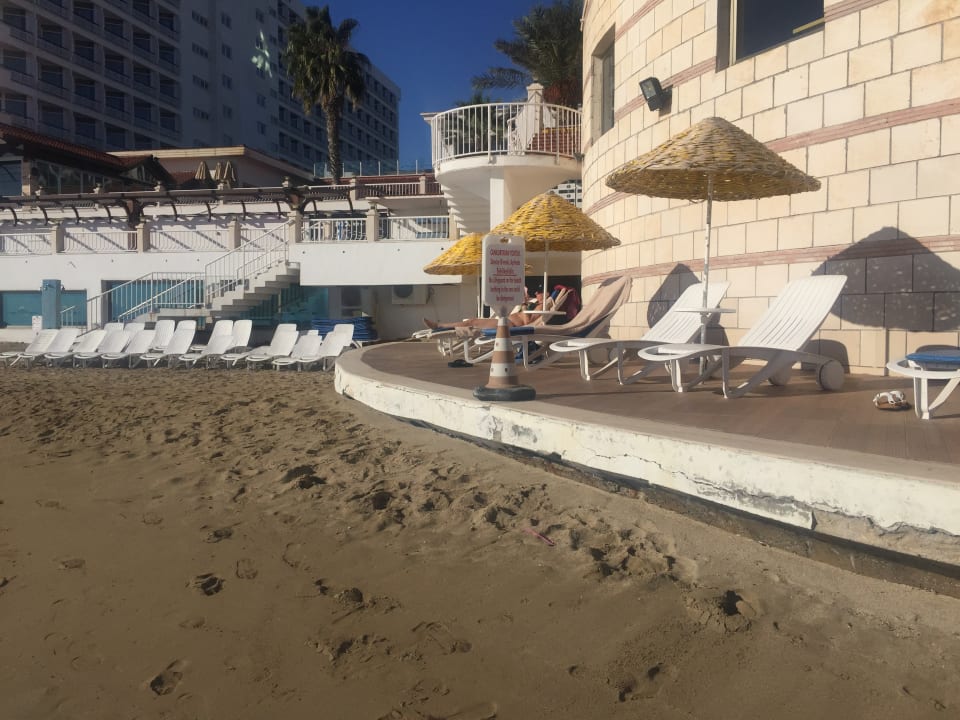 Strand Salamis Bay Conti Resort Hotel & Casino