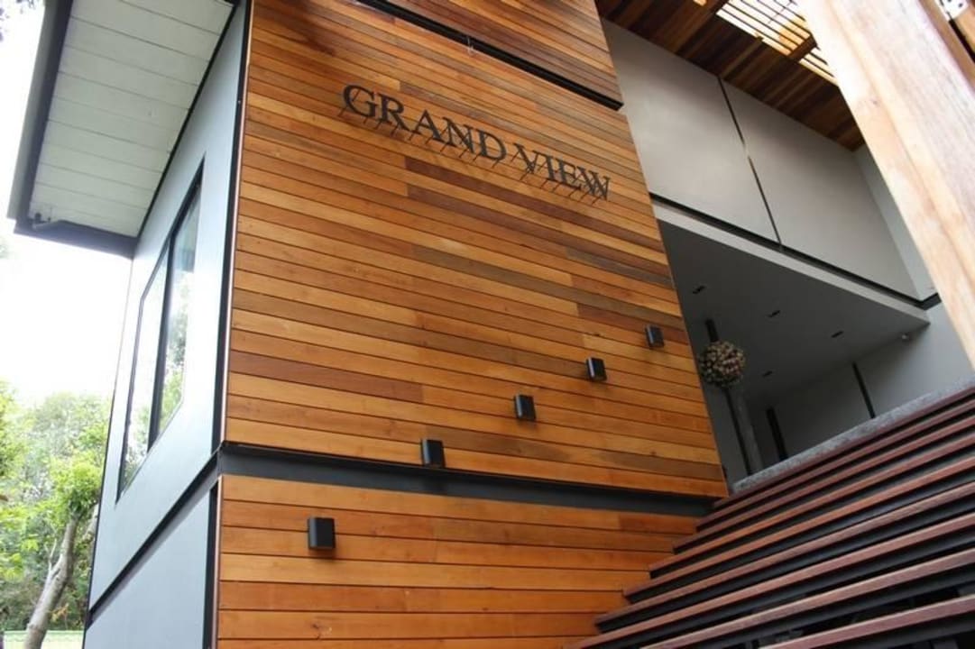Main Entrance of Deluxe Room  Samed Grandview Resort