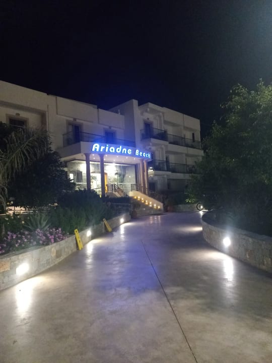 Außenansicht Hotel Ariadne Beach