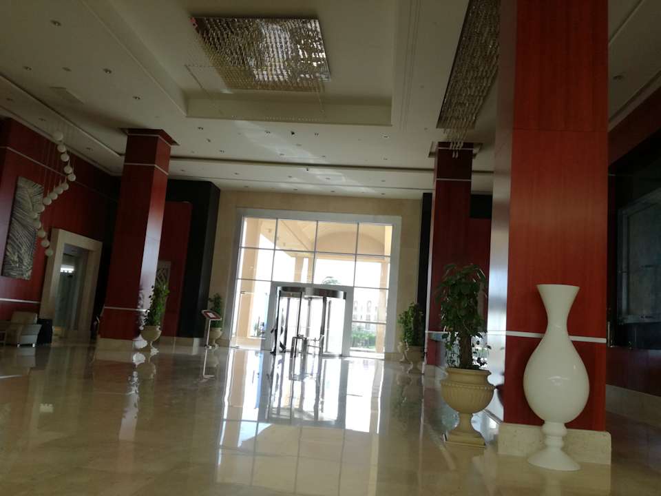 Lobby Serenity Alma Heights