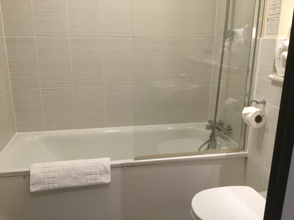 Zimmer Stanwell Hotel at London Heathrow