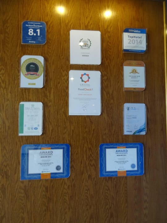 Einige Auszeichnungen Desert Rose