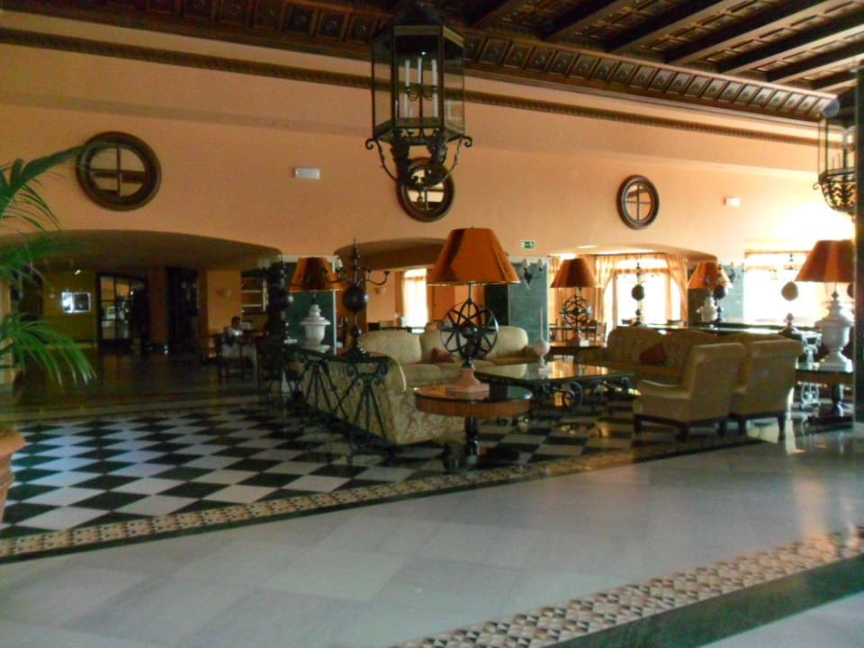 Hotellobby Iberostar Waves Málaga Playa