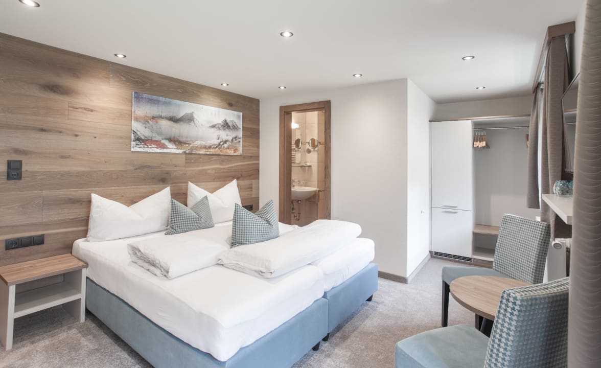 Zimmer Hotel Garni Ötztal ROOMS & APARTS