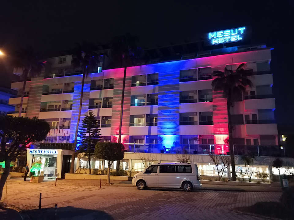 Außenansicht Mesut Hotel