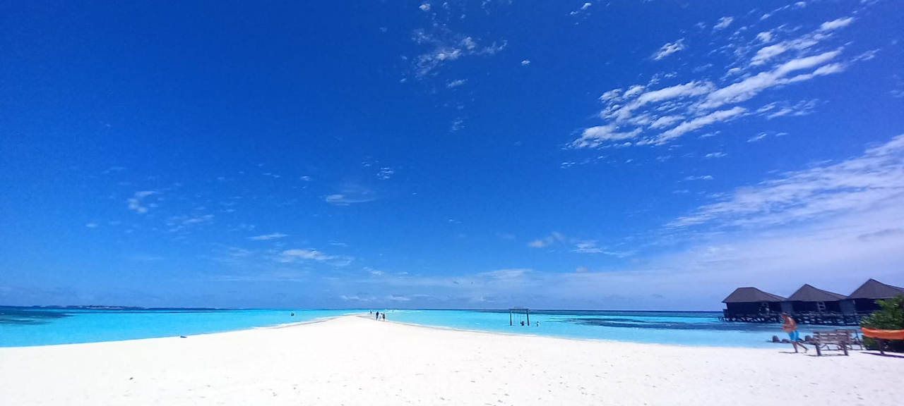 Strand Kuredu Island Resort & Spa