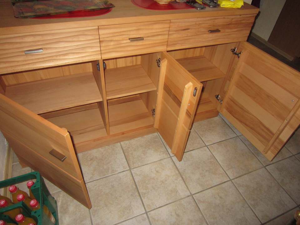 FeWo - Neues Sideboard Esszimmer mit viel Stauraum Ferienbauernhof Unkel