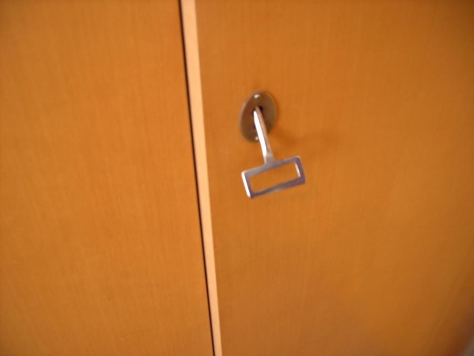 Kaputtes Schrankschloss Pension Carola