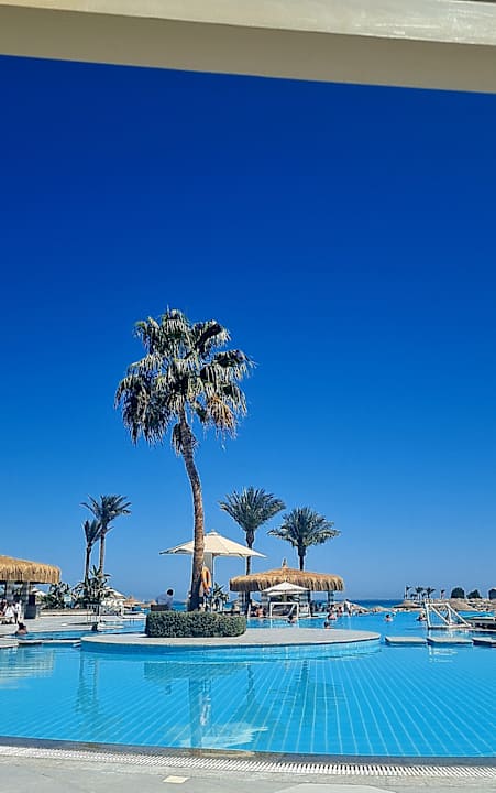 Pool JAZ Elite Casa del Mar Beach