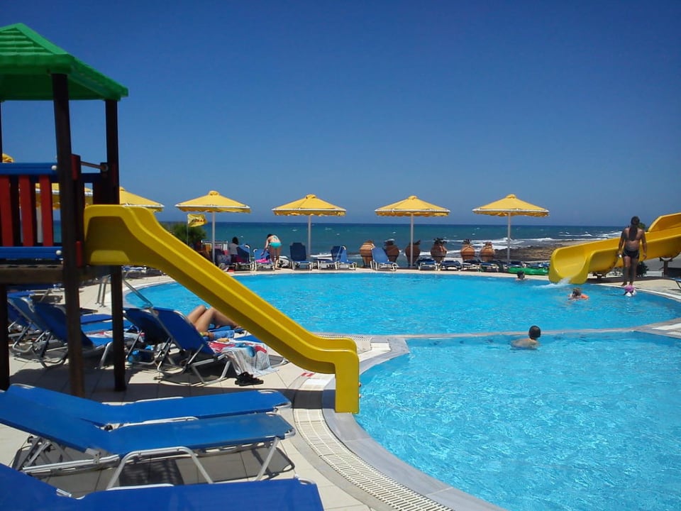 Pool Hotel Serita Beach