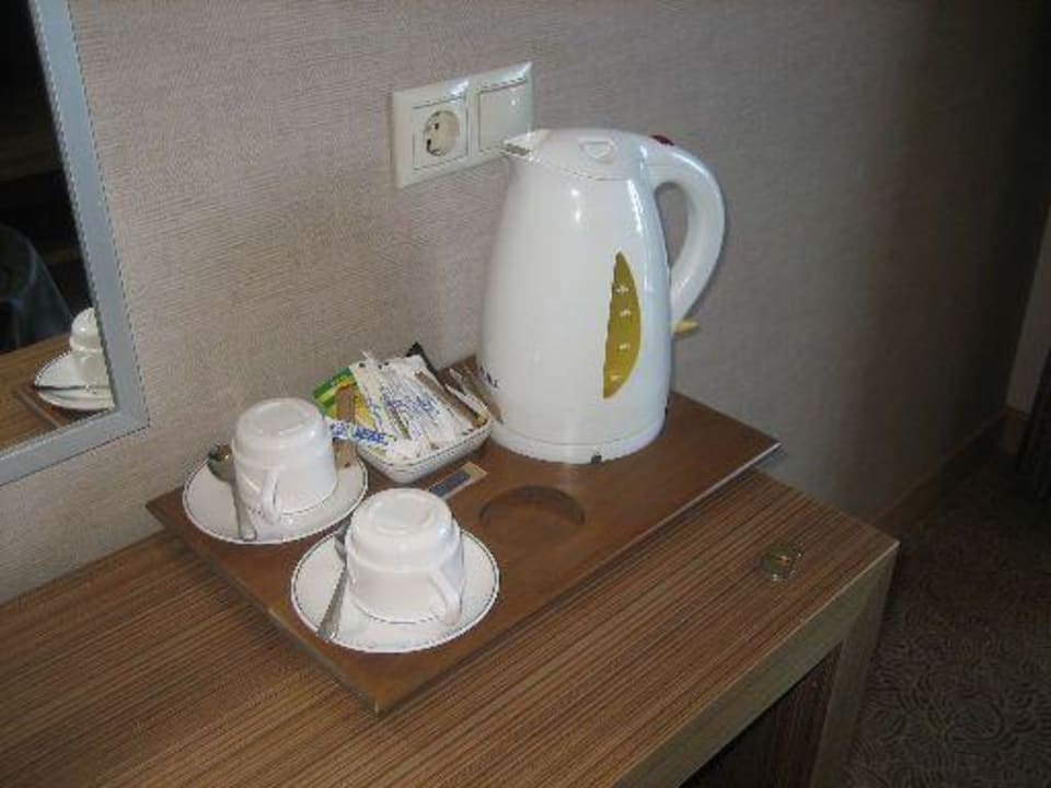 Wasserkocher im Zimmer Sunis Kumköy Beach Resort Hotel & Spa
