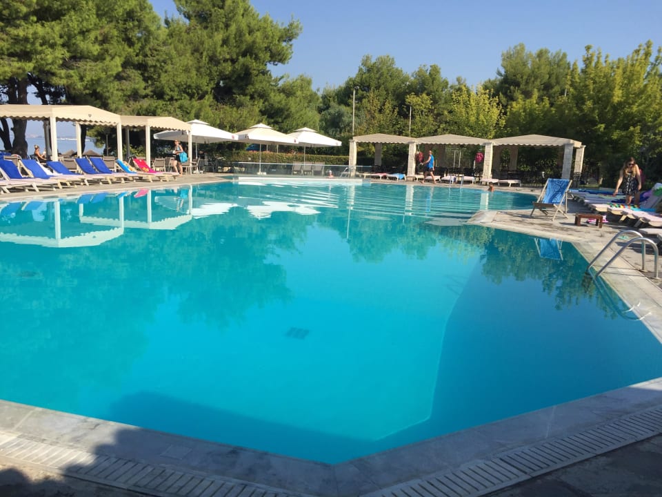 Pool Hotel Portes Beach
