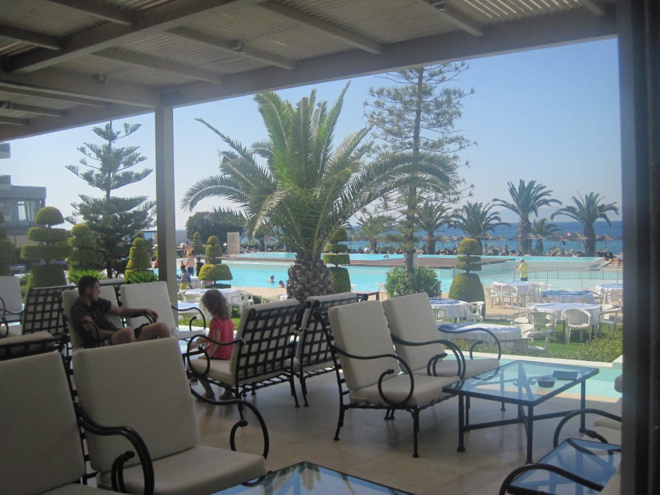 Aussicht von der Bar The Ixian Grand & All Suites