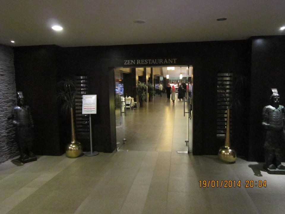 Eingang Zen Restaurant Limak Lara Deluxe Hotel & Resort