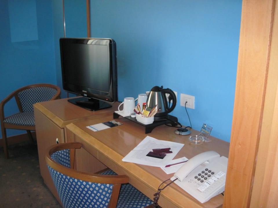 TV Ibis Styles Napoli Garibaldi