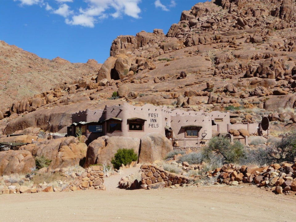 Haupthaus Fest Inn Fels Farm-Lodge