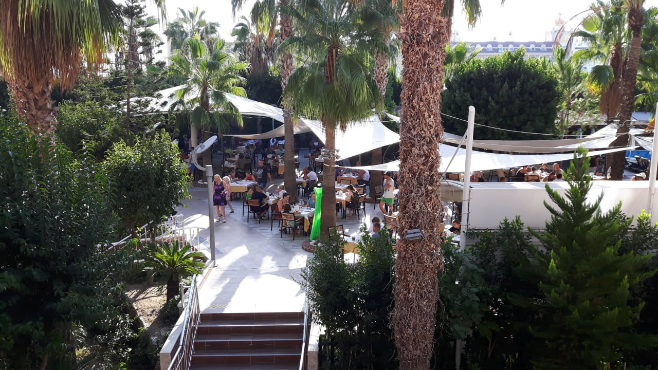 Terresse Restaurant Hane Family Resort