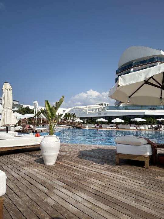 Pool Rubi Platinum Sign